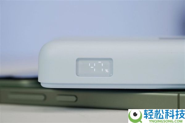 支架+磁吸+快充三合一,小米磁吸充电宝2026款图赏