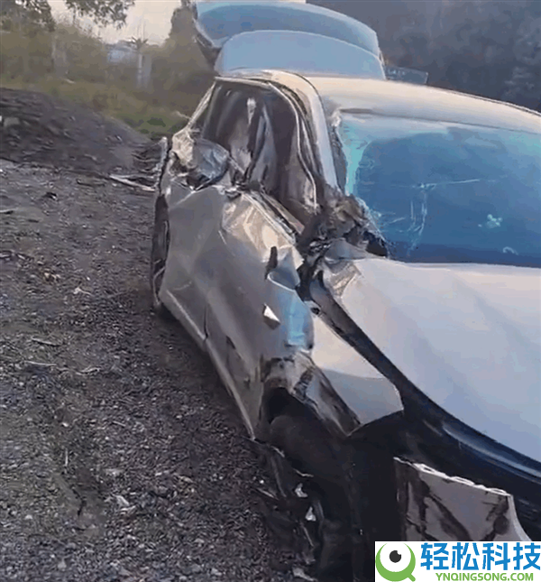 抱负被大货车拖行20米后全员毫发无伤 车主：下辆车还选抱负