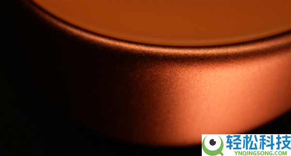 光荣600 Pro国际版真机表态：横向Deco+橙色机身 果味实足