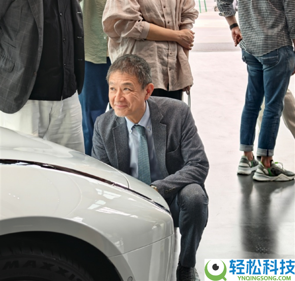 GTR之父观赏小鹏P7后无奈苦笑：赛道潜力伟大 本人也想买一台