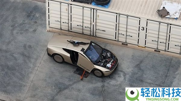 前驱实锤,特斯拉Cybercab机舱暴光:无前备箱 内置超大储液罐