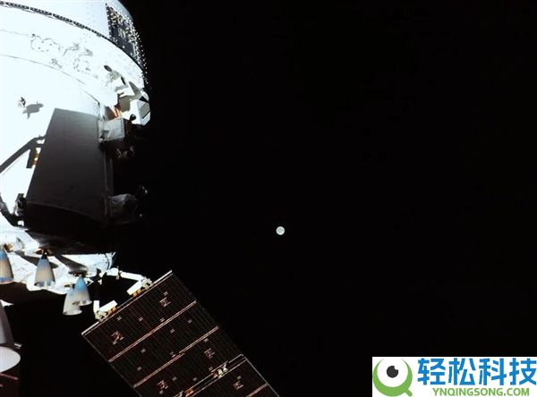 阿尔忒弥斯2号飞过“地月中点”：将从6500千米外擦过月球
