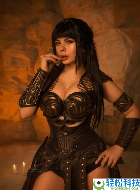 《生化危机9：安魂曲》女主格蕾丝的Cosplay作品赏识