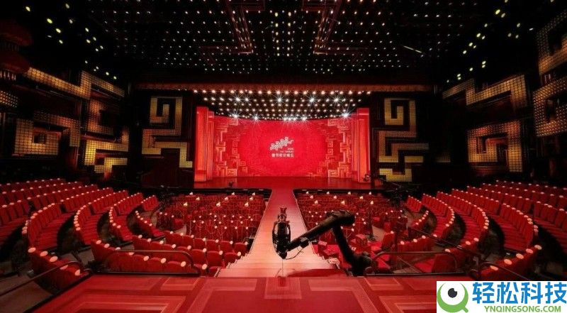 LiGHT SKY 构建舞台灯光手艺创新系统