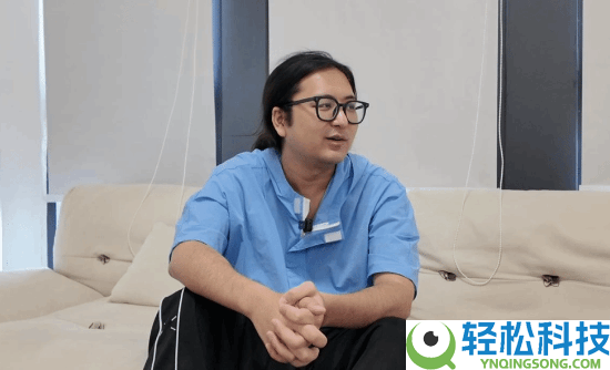 《明末》制造人遭解雇,网友吵翻：原来只是打工人?