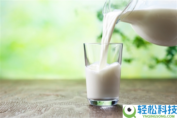 3岁男童每晚睡前喝牛奶反致养分不良 大夫回应：越补越虚