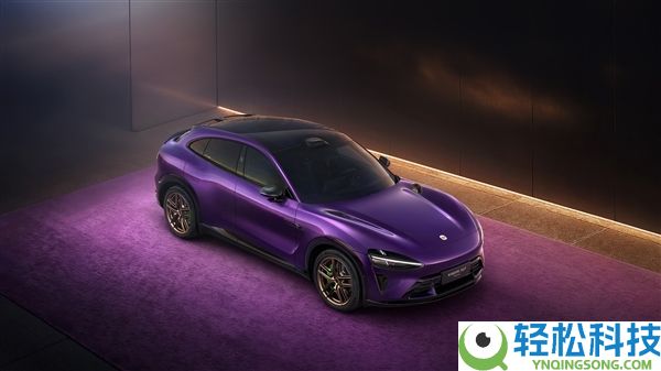 清华学霸王文杰冲破全国半马记载 雷军送庆祝