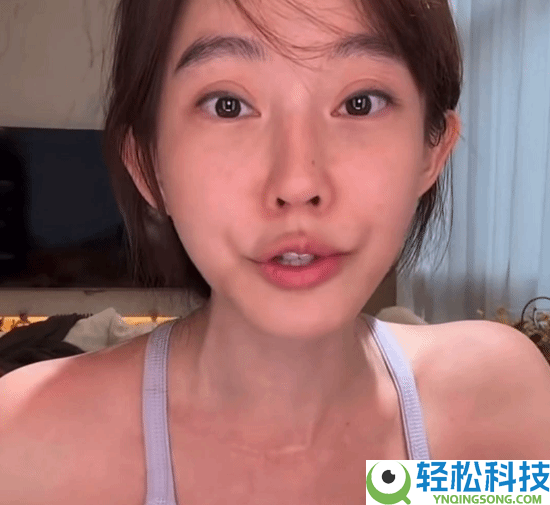 冯提莫直播供认整容,自嘲“像被菜刀割过”