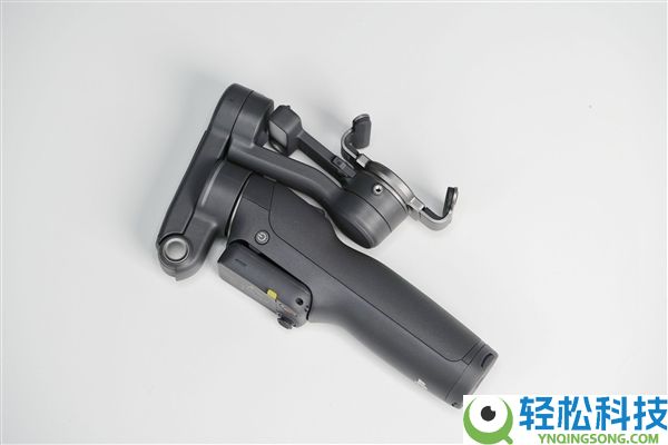 开创分体式遥控器,大疆Osmo Mobile 8P万能Vlog套装图赏