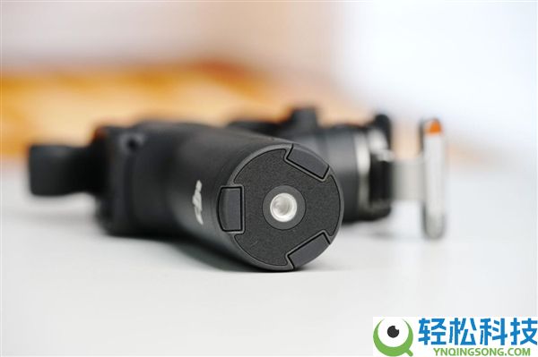 开创分体式遥控器,大疆Osmo Mobile 8P万能Vlog套装图赏