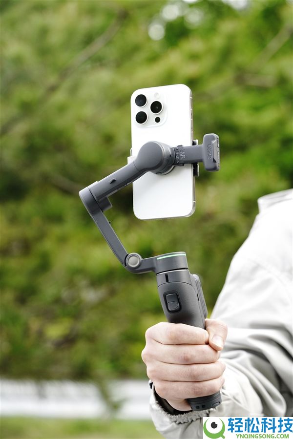 开创分体式遥控器,大疆Osmo Mobile 8P万能Vlog套装图赏