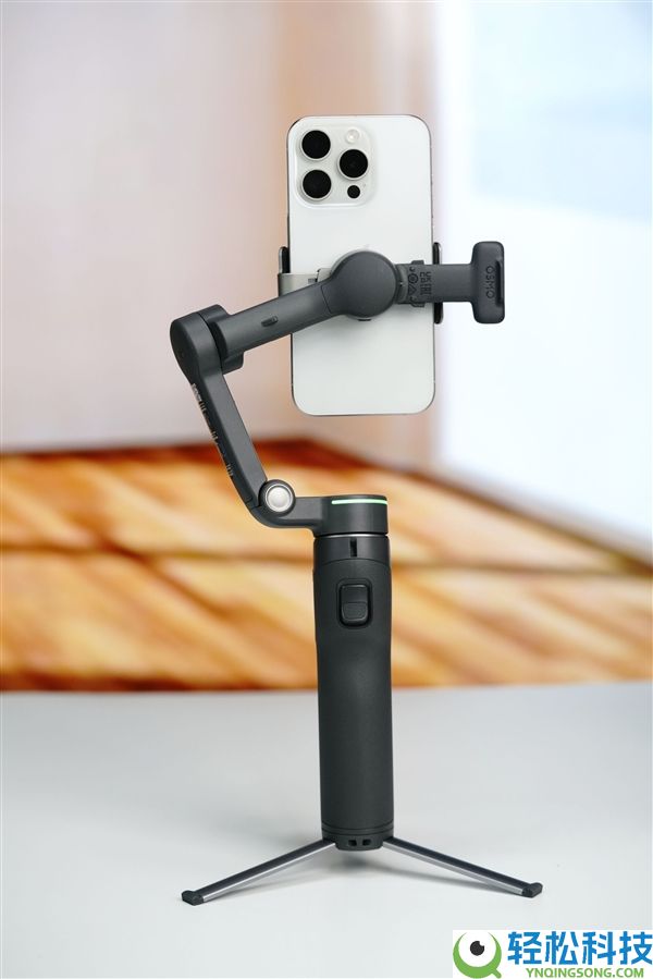 开创分体式遥控器,大疆Osmo Mobile 8P万能Vlog套装图赏