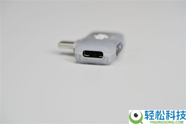 开创分体式遥控器,大疆Osmo Mobile 8P万能Vlog套装图赏