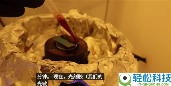 全球初次,半导体博士在家手搓内存成功:从零最先 把后院棚子革新成了芯片工场