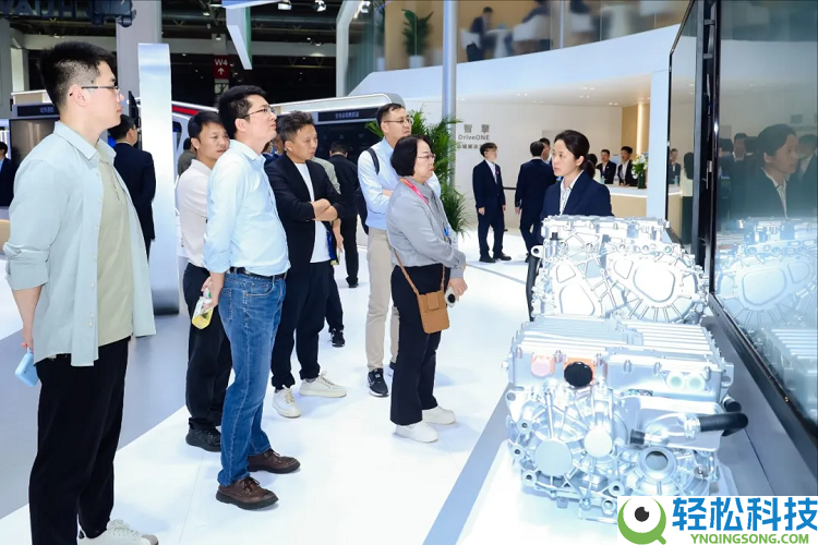 华为智擎&华为超充重磅表态2026北京车展,引领运动域智能化与重卡超充化