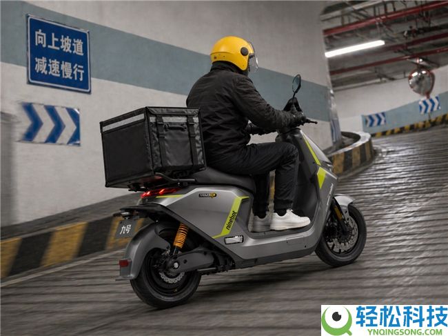 雨天不侧滑、载重不费力,“单王”必备工具:九号 M3 95c MAX 闪骑版