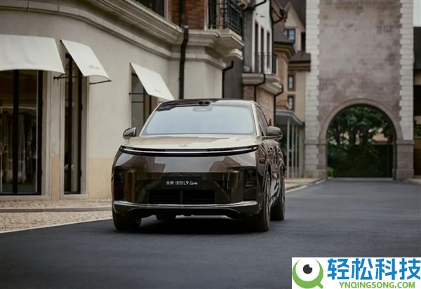 抱负能否会做轿车?李想:不是不想做 但牺牲了空间和温馨性