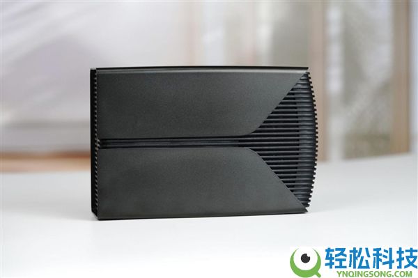 靠谱海量游戏库,希捷FireCuda X Vault 20TB外置硬盘图赏