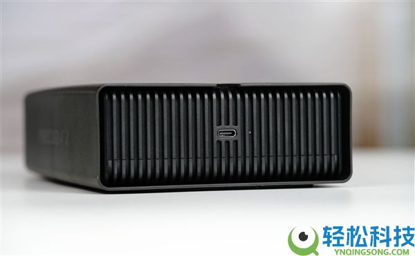 靠谱海量游戏库,希捷FireCuda X Vault 20TB外置硬盘图赏