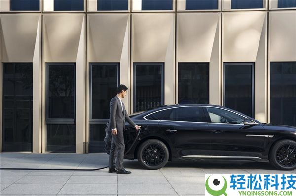 闪充手艺加持9分钟满血 比亚迪领汇e9上市:15.08万元起