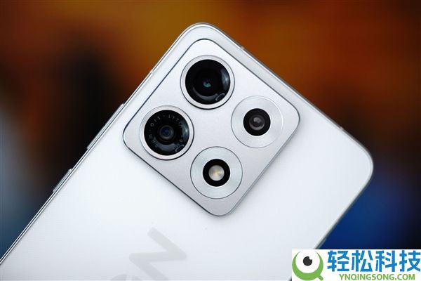 随时随地畅玩3A大作,联想解救者手机Y70新一代图赏