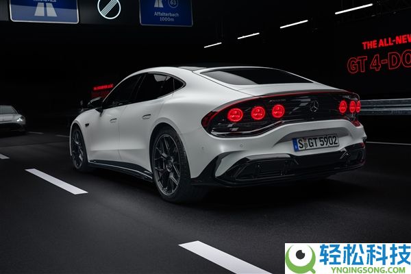 首搭三台轴向磁通机电 全新梅赛德斯-AMG GT纯电四门跑车首秀