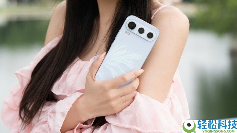 光荣600和opporeno16哪个好 这台全焦段人像都很能打