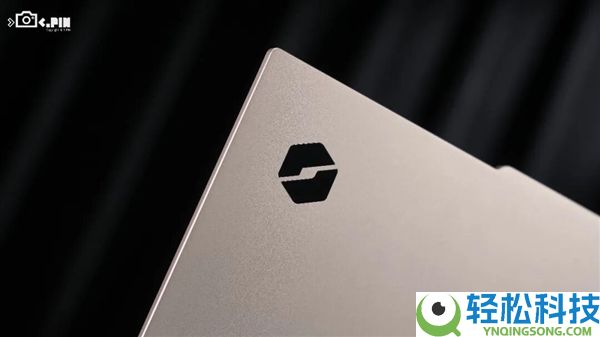MacBook Neo卖爆后 Windows条记本终究坐不住了,