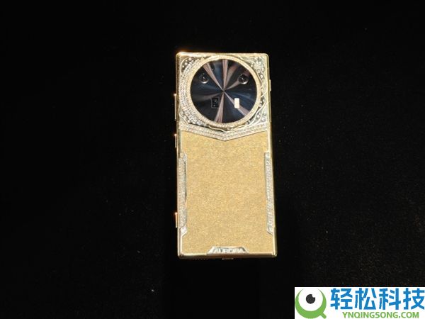 追觅首款旗舰手机表态：外型豪华 黄金版价钱超10万元