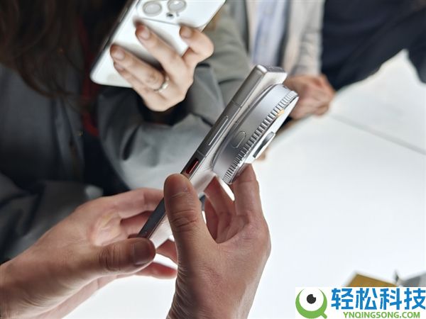 追觅首款旗舰手机表态：外型豪华 黄金版价钱超10万元