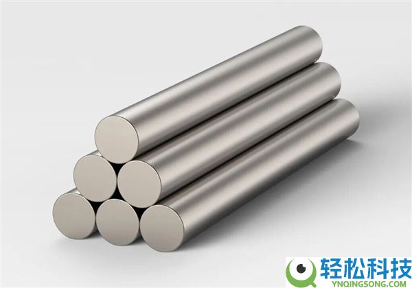 若是把钢筋混凝土中的铁换成钛 修建会更安稳吗？