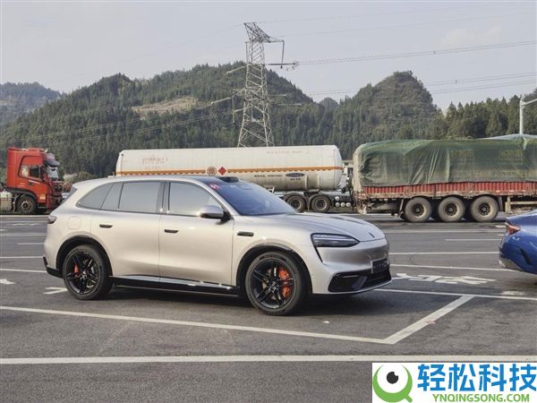 提早锁定大爆款 问界M6内饰暴光：吸引年青人稳了