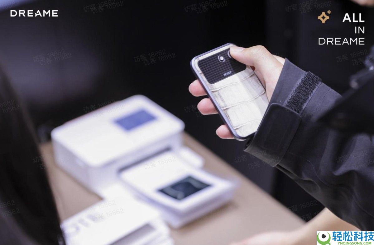 追觅 D・Note AI 录音咭片表态AWE 以硬核手艺打造随身智能办公新体验