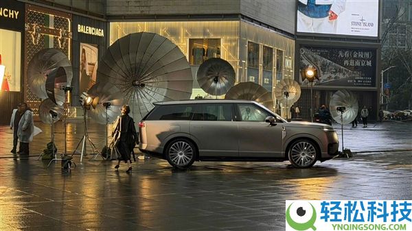 小鹏全新旗舰SUV GX实车表态：大湾区“路虎揽胜”来了
