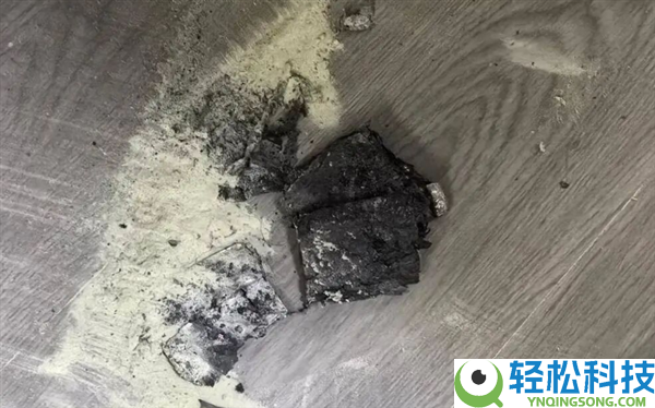 用了四年的充电宝凭空爆炸 这些使用习气千万要改