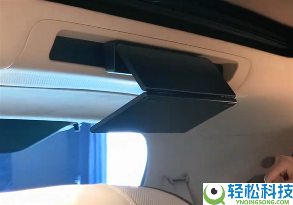 全新问界M9首发黑色投影大灯：舱内激光投影可玩性重磅晋级