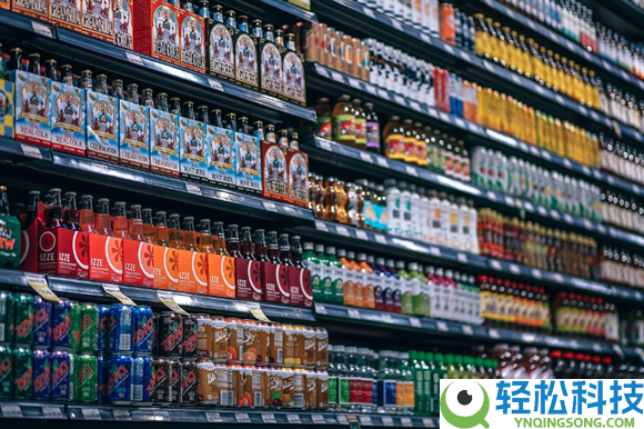 这2种饮料混着喝能够永远毁伤大脑：记忆力下落 认知受损