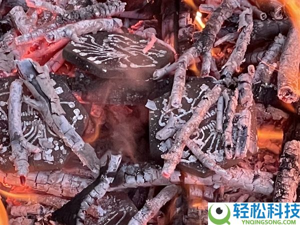 史前工艺做电路板,用土壤和柴火纯手搓PCB：全套教程已开源