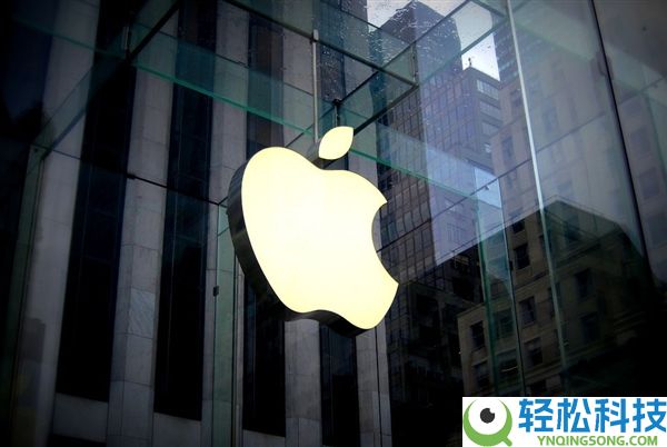 苹果内存行将见底 库克初次松口：iPhone价钱撑不住了,