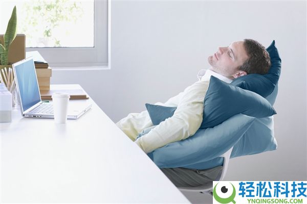 工程师谢绝清晨加班被解雇：把公司告上法庭 法院判了