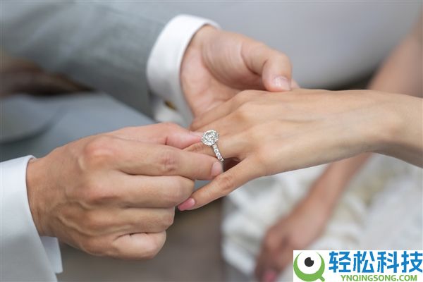 男子跟房主娶亲：新郎真叫房主