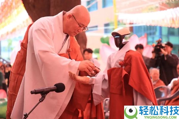 宇树G1韩国佛门受戒 法号迦悲 立下不外度充电等专属五戒