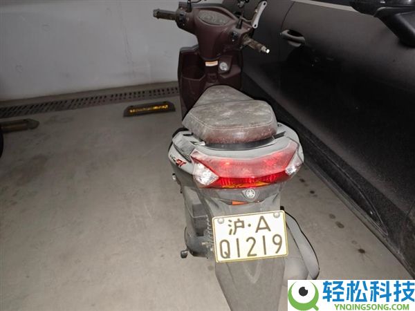沪A派司太值钱,一辆125cc两轮摩托车拍出53万天价