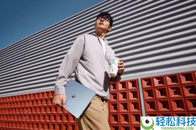 2026大先生高机能轻薄本推荐哪款？超长续航+AI进修才能实测
