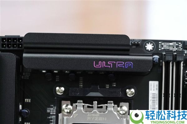 轻松打造千帧电竞主机 七彩虹iGame B850M Ultra-OC V14主板图赏