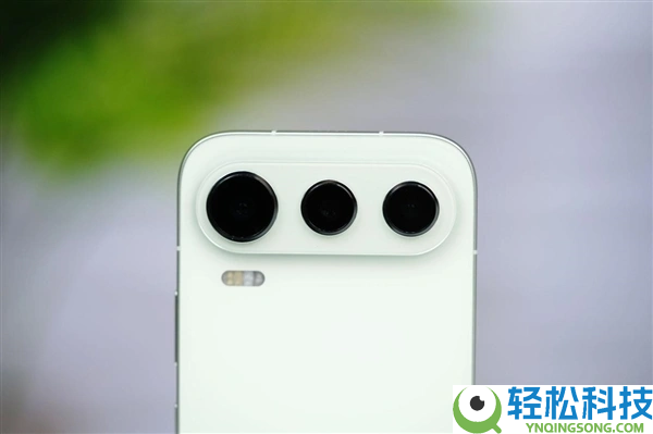 什么手机拍人像最美观？综合实力第一款显露更佳